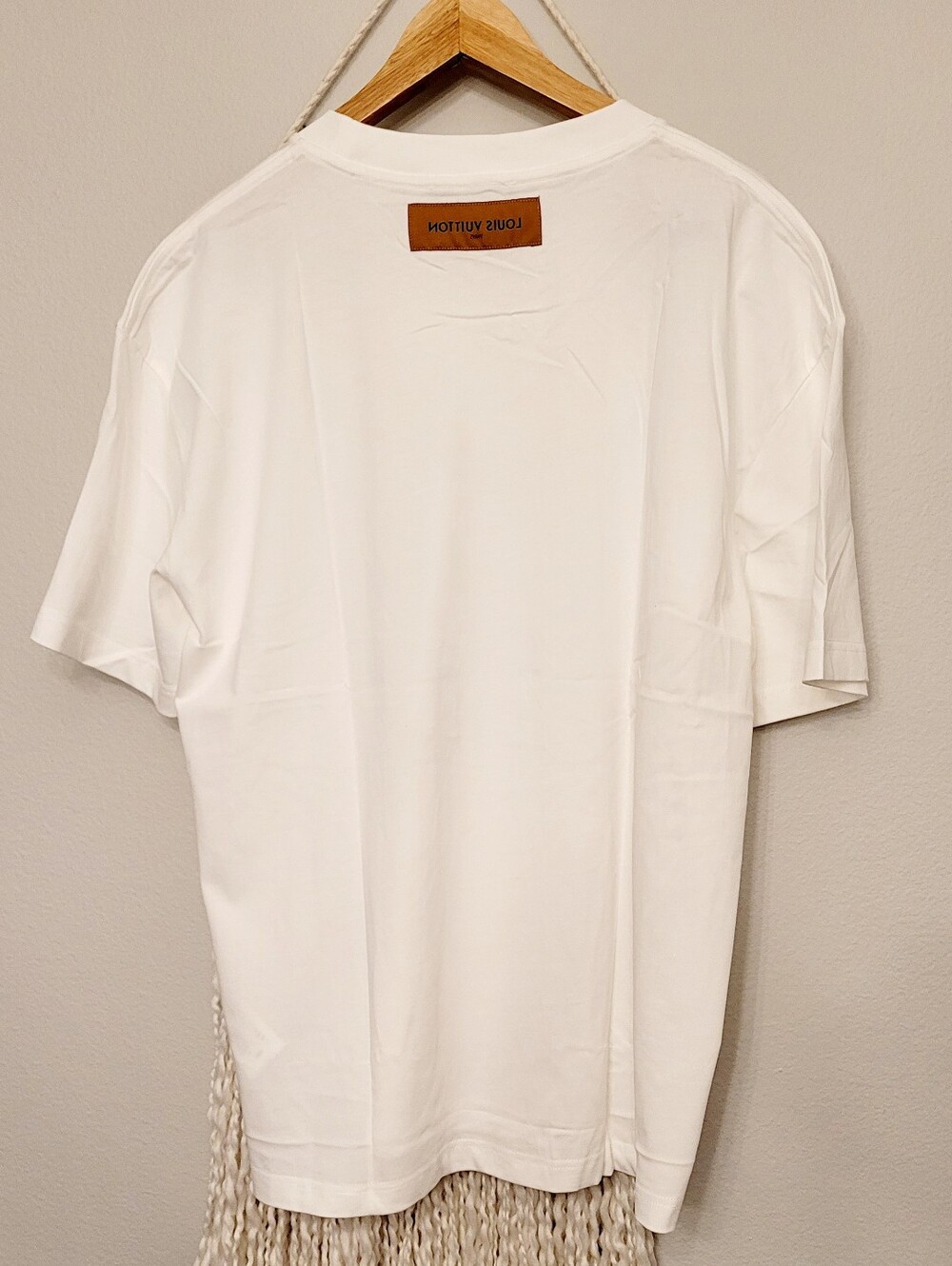 🇫🇷LOUIS VUITTON✨️White Graphic T-shirt✨️ - Picture 8 of 12